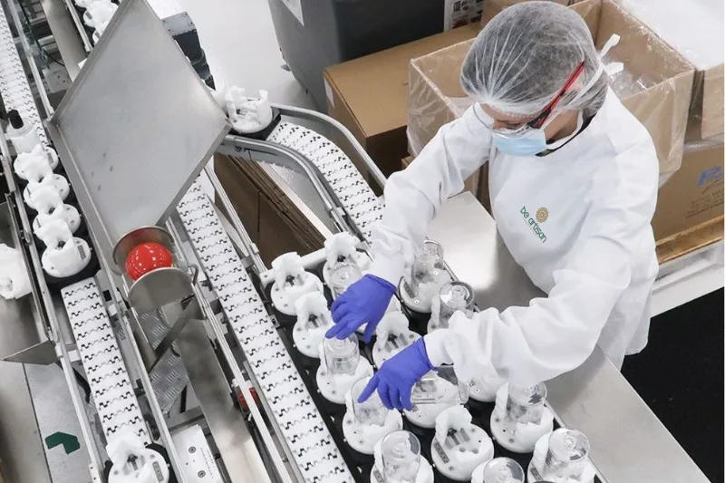 مختبر Be Artisan بالدار البيضاء - فريق من خبراء التجميل. متخصصون من مختبر Be Artisan، خبراء في مستحضرات التجميل.